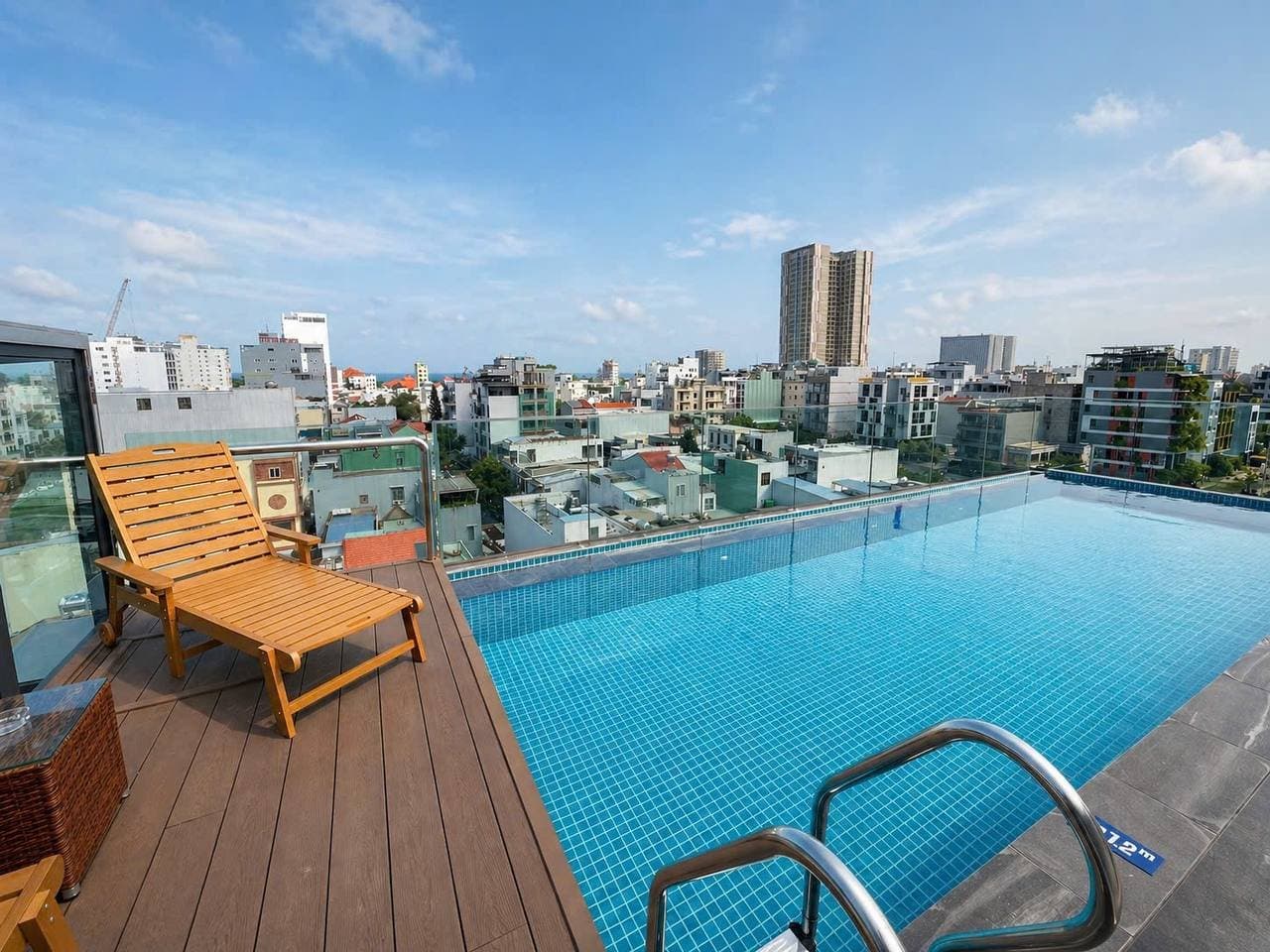 1BR luxury apartment in Khue My with pool photo 7